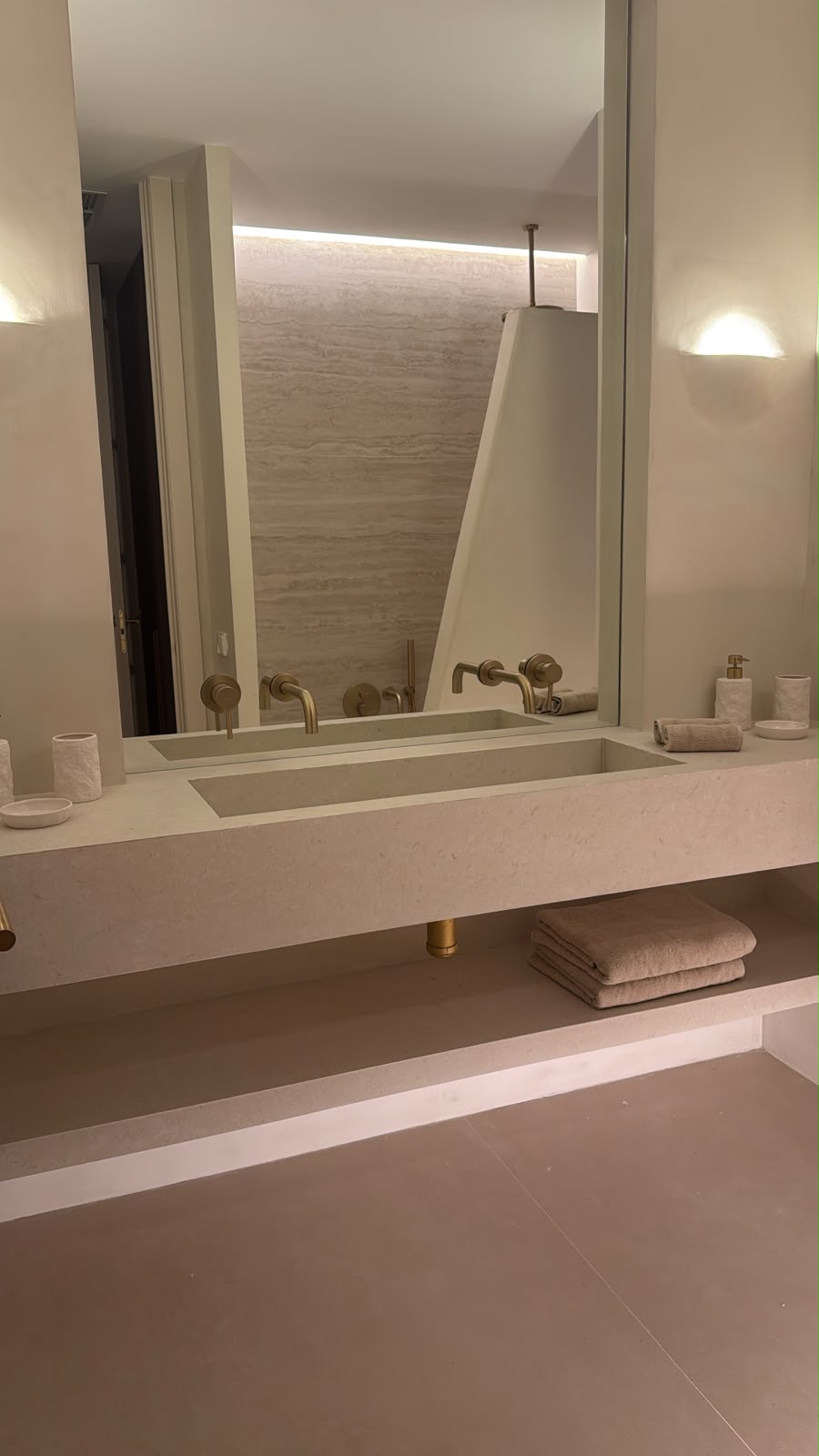 Baños con Porcelánico Arklam